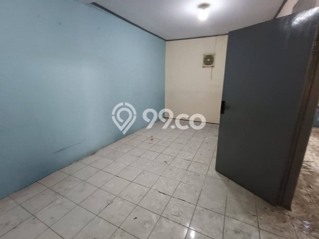 Ruko Dijual di Jakarta Timur LT 117m2 & LB 180m2 Lokasi Terbaik! Ruko Dijual di Jakarta Timur LT 117m2 & LB 180m2 Lokasi Terbaik!