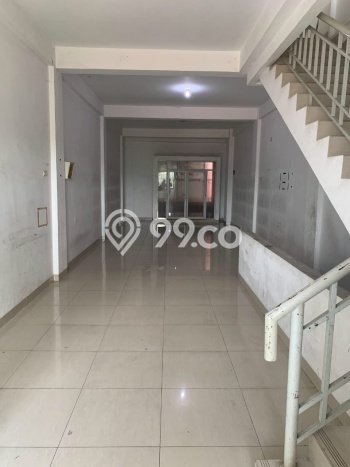 Ruko Disewa di Ciputat Timur, Tangerang Selatan, LT 330m2 / LB 460m2 Ruko Disewa di Ciputat Timur, Tangerang Selatan, LT 330m2 / LB 460m2