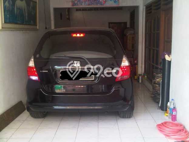 For Sale Rumah 4 Kamar Lokasi Strategis Nyaman dan Strategis di Pasar Rebo For Sale Rumah 4 Kamar Lokasi Strategis Nyaman dan Strategis di Pasar Rebo