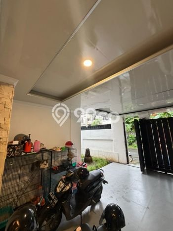 Ready to Use! Luxury House LT 300m2 Desain Elegan di Panakukkang Ready to Use! Luxury House LT 300m2 Desain Elegan di Panakukkang