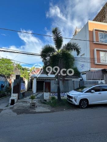 Rumah Siap Disurvey lokasi , Makassar, LT 230m2m² LB 280m2m² Rumah Siap Disurvey lokasi , Makassar, LT 230m2m² LB 280m2m²