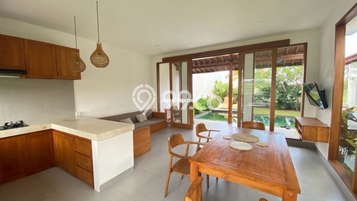 Lokasi strategis! Rumah siap pakai disewakan di Seseh LB 175m2 Lokasi strategis! Rumah siap pakai disewakan di Seseh LB 175m2