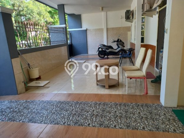 Jual Rumah Luas Elegan Dengan View Cantik di Wonorejo, Surabaya Jual Rumah Luas Elegan Dengan View Cantik di Wonorejo, Surabaya