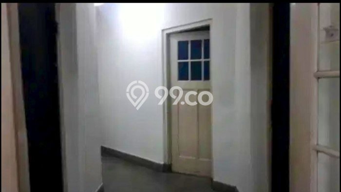 For Sale Rumah Mewah Exclusive di Wonokromo, Surabaya For Sale Rumah Mewah Exclusive di Wonokromo, Surabaya