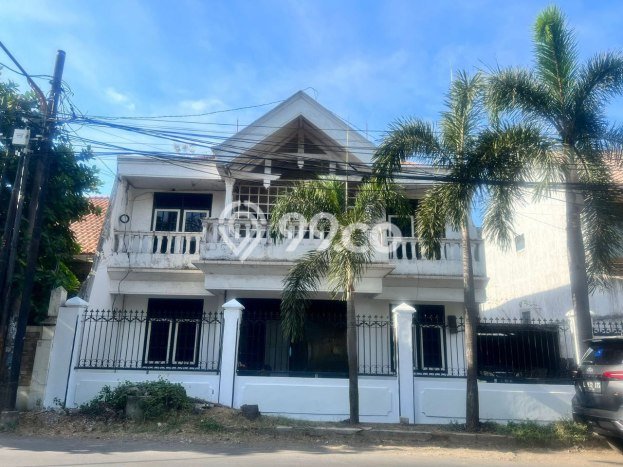 Jual Rumah Modern 10 KT di Ketintang, Surabaya Jual Rumah Modern 10 KT di Ketintang, Surabaya