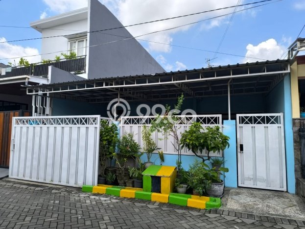 Hunian Cantik Minimalis Lb 102m2 di Lakarsantri, Surabaya Hunian Cantik Minimalis Lb 102m2 di Lakarsantri, Surabaya