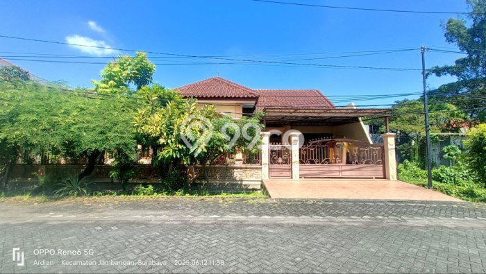 Rumah Eksklusif Dijual LT 452m2 di Gayungan, Surabaya Rumah Eksklusif Dijual LT 452m2 di Gayungan, Surabaya