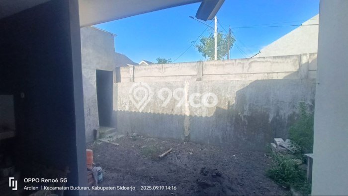 Hunian Cantik Minimalis Lb 198m2 di Buduran, Sidoarjo Hunian Cantik Minimalis Lb 198m2 di Buduran, Sidoarjo