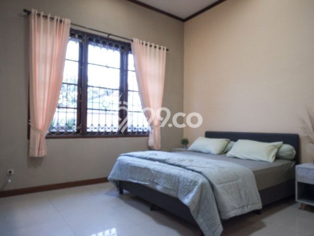 Dijual Rumah Mewah Megah Dengan View Cantik di Margorejo, Surabaya Dijual Rumah Mewah Megah Dengan View Cantik di Margorejo, Surabaya