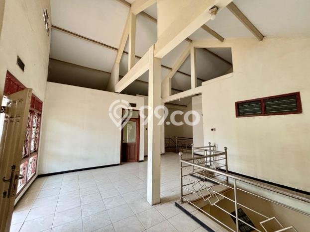 Dijual Rumah Strategis Bagus Punya 5 KT di Kebomas Gresik SHM Dijual Rumah Strategis Bagus Punya 5 KT di Kebomas Gresik SHM