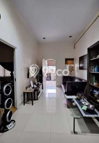 Rumah Luas Asri 2 KT Siap Pakai di Graha Raya Bintaro Tangerang Selatan Rumah Luas Asri 2 KT Siap Pakai di Graha Raya Bintaro Tangerang Selatan
