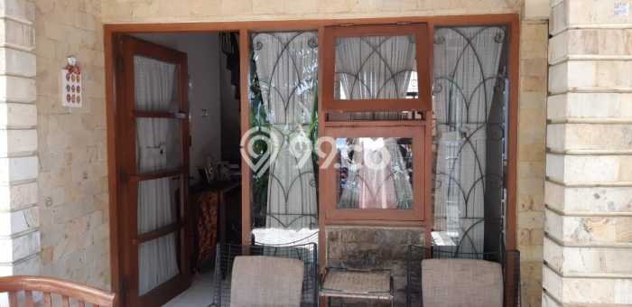 SEGERA MILIKI! Rumah area Bintaro, Tangerang Selatan, Luas 96m² LB 120m² SEGERA MILIKI! Rumah area Bintaro, Tangerang Selatan, Luas 96m² LB 120m²