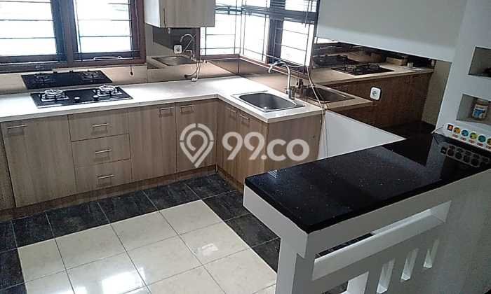 Disewakan! Rumah 4 Kamar Tidur &
3 Kamar Mandi di Bintaro, Tangerang Selatan Disewakan! Rumah 4 Kamar Tidur &
3 Kamar Mandi di Bintaro, Tangerang Selatan