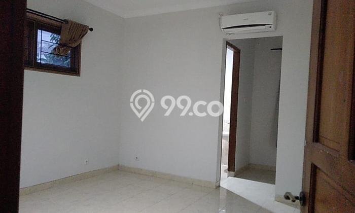 Disewakan! Rumah 4 Kamar Tidur &
3 Kamar Mandi di Bintaro, Tangerang Selatan Disewakan! Rumah 4 Kamar Tidur &
3 Kamar Mandi di Bintaro, Tangerang Selatan