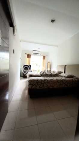 For Sale Hunian Rumah Terawat 4 KT di Bintaro, Tangerang Selatan For Sale Hunian Rumah Terawat 4 KT di Bintaro, Tangerang Selatan