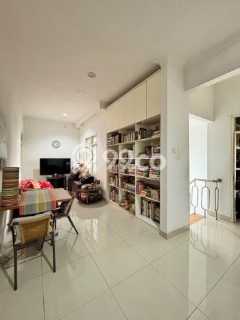 Siap Huni Rumah Mewah 6 Kamar di Pesanggrahan Dekat ke Mana Saja Siap Huni Rumah Mewah 6 Kamar di Pesanggrahan Dekat ke Mana Saja