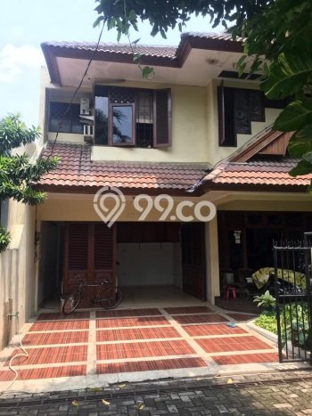 Hunian Eksklusif Siap Huni LT 268m2 di Kebayoran Lama, Jakarta Selatan Hunian Eksklusif Siap Huni LT 268m2 di Kebayoran Lama, Jakarta Selatan
