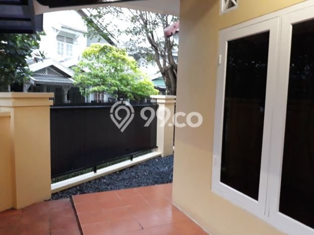 Ready to Use! Luxury House LT 136m2 Desain Modern di Bintaro Ready to Use! Luxury House LT 136m2 Desain Modern di Bintaro