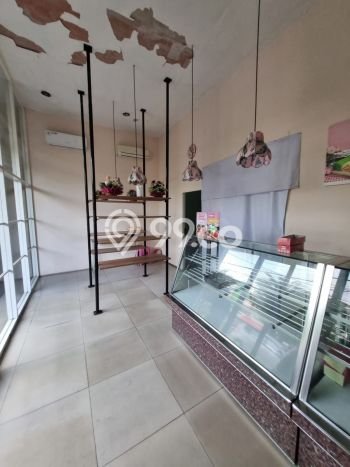 Ruko Bagus LT 210m2 LB 260m2 Dijual di Wiyung Surabaya Ruko Bagus LT 210m2 LB 260m2 Dijual di Wiyung Surabaya