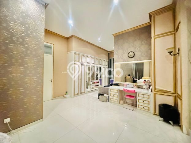 Ready to Use! Luxury House LT 227m2 Desain Modern di Citraland Ready to Use! Luxury House LT 227m2 Desain Modern di Citraland