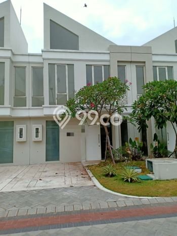 Dijual Rumah Eksklusif 2 KT di Pakuwon, Surabaya Dijual Rumah Eksklusif 2 KT di Pakuwon, Surabaya