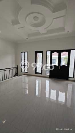 Rumah Luxury Modern Siap Huni di Citraland Surabaya Rumah Luxury Modern Siap Huni di Citraland Surabaya