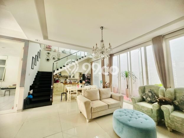 Ready to Use! Luxury House LT 227m2 Desain Modern di Citraland Ready to Use! Luxury House LT 227m2 Desain Modern di Citraland