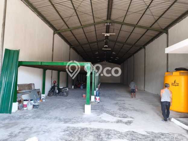 Unit Gudang Tersedia di Margomulyo Spesifikasi LB 580m2 Unit Gudang Tersedia di Margomulyo Spesifikasi LB 580m2