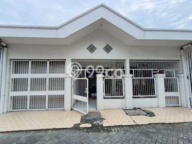 Hunian Cantik Minimalis Lb 130m2 di Wiyung, Surabaya Hunian Cantik Minimalis Lb 130m2 di Wiyung, Surabaya