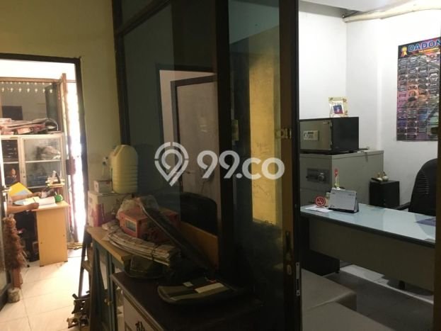 Ruko Dijual di Surabaya LT 58m2 & LB 175m2 Lokasi Terbaik! Ruko Dijual di Surabaya LT 58m2 & LB 175m2 Lokasi Terbaik!