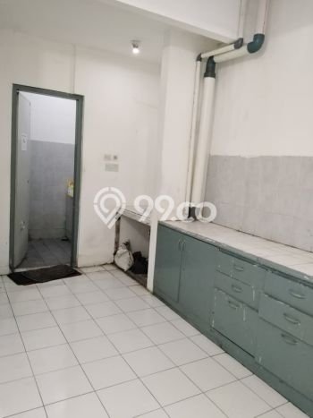 Unit Komersial Disewakan di Surabaya Area Strategis Harga Kompetitif Unit Komersial Disewakan di Surabaya Area Strategis Harga Kompetitif