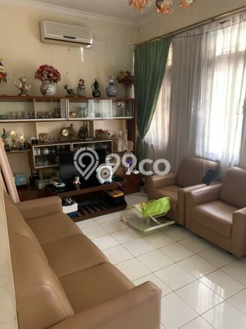 Dijual Rumah Mewah Megah Dengan View Cantik di Graha, Surabaya Dijual Rumah Mewah Megah Dengan View Cantik di Graha, Surabaya