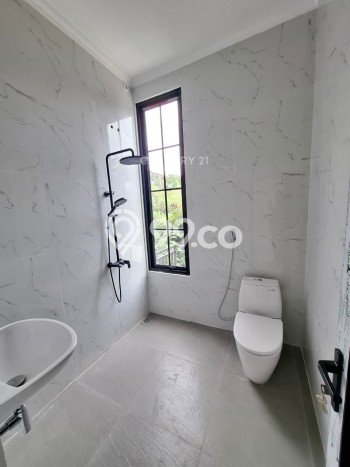 For Sale Hunian Rumah Terawat 3 Kamar di Bintaro, Tangerang Selatan For Sale Hunian Rumah Terawat 3 Kamar di Bintaro, Tangerang Selatan