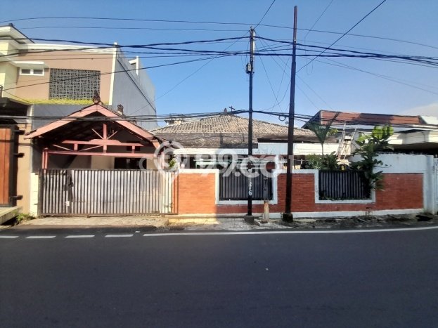 Rumah Eksklusif Siap Huni LT 250m2 di Cempaka Putih, Jakarta Pusat Rumah Eksklusif Siap Huni LT 250m2 di Cempaka Putih, Jakarta Pusat