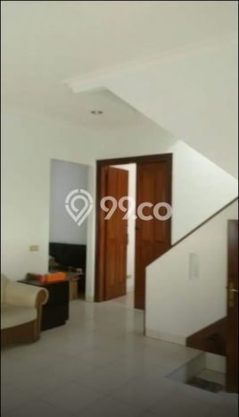 Rumah Mewah LB 325m2 Siap Pakai Desain Elegan di Pulo Asem, Jakarta Timur Rumah Mewah LB 325m2 Siap Pakai Desain Elegan di Pulo Asem, Jakarta Timur