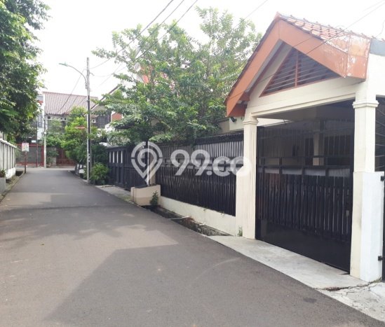 Hunian Mewah LB 160m2 Siap Huni Desain Elegan di Rawamangun, Jakarta Timur Hunian Mewah LB 160m2 Siap Huni Desain Elegan di Rawamangun, Jakarta Timur