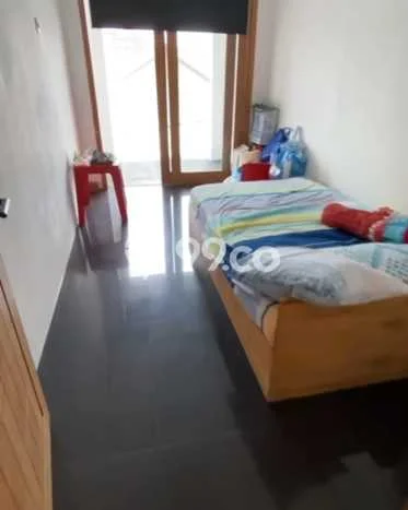 Hunian Elit LB 190m2 Siap Pakai Desain Elegan di Kampung Ambon, Jakarta Timur Hunian Elit LB 190m2 Siap Pakai Desain Elegan di Kampung Ambon, Jakarta Timur