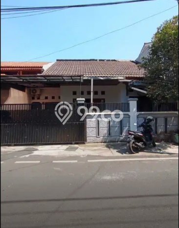 Rumah Mewah Siap Huni LT 165m2 di Cempaka Putih, Jakarta Pusat Rumah Mewah Siap Huni LT 165m2 di Cempaka Putih, Jakarta Pusat