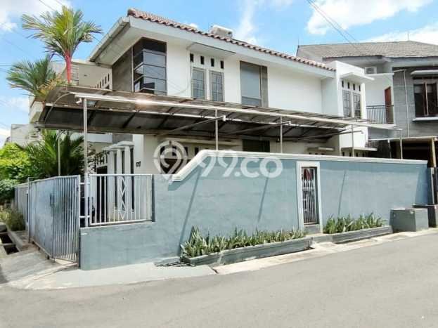 Hunian Mewah LB 260m2 Siap Pakai Desain Elegan di Rawamangun, Jakarta Timur Hunian Mewah LB 260m2 Siap Pakai Desain Elegan di Rawamangun, Jakarta Timur