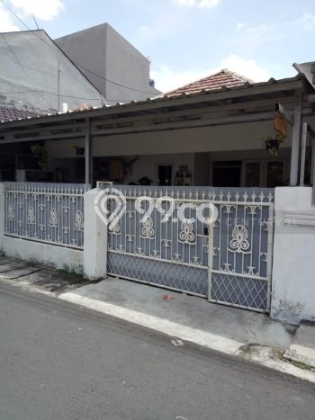 Rumah Luas Asri 2 KT Siap Pakai di Pulo Asem Jakarta Timur Rumah Luas Asri 2 KT Siap Pakai di Pulo Asem Jakarta Timur