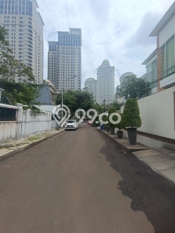 Ready to Use! Luxury House LT 1102m2 Desain Elegan di Permata Hijau Ready to Use! Luxury House LT 1102m2 Desain Elegan di Permata Hijau