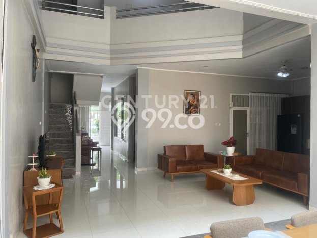 Rumah Elit LB 450m2 Siap Huni Desain Elegan di Pulo Asem, Jakarta Timur Rumah Elit LB 450m2 Siap Huni Desain Elegan di Pulo Asem, Jakarta Timur
