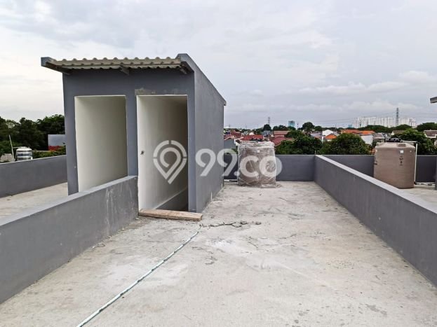 Ruko Dijual di Jakarta Timur LT 87m2 & LB 265m2 Lokasi Terbaik! Ruko Dijual di Jakarta Timur LT 87m2 & LB 265m2 Lokasi Terbaik!