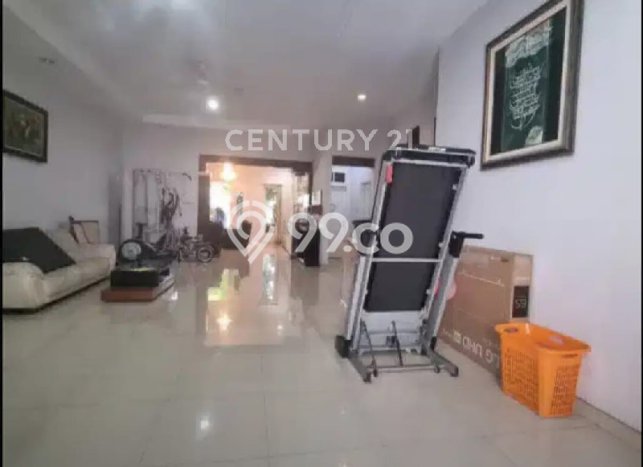 Rumah Mewah LB 390m2 Siap Huni Desain Elegan di Kemang, Jakarta Selatan Rumah Mewah LB 390m2 Siap Huni Desain Elegan di Kemang, Jakarta Selatan