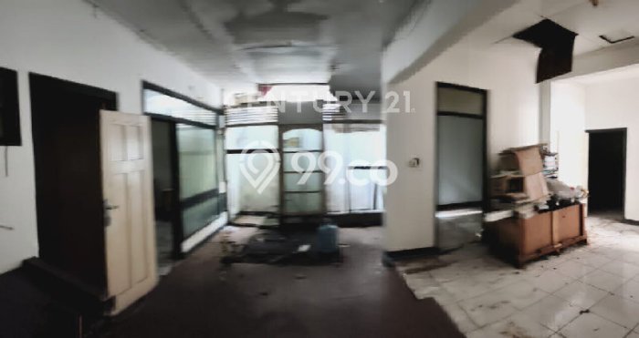 Hunian Mewah Siap Huni LT 291m2 di Menteng, Jakarta Pusat Hunian Mewah Siap Huni LT 291m2 di Menteng, Jakarta Pusat