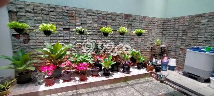 Ready to Use! Premium House LT 240m2 Desain Modern di Taman Meruya Ready to Use! Premium House LT 240m2 Desain Modern di Taman Meruya