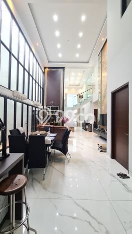 Rumah Luxury Modern Siap Huni di Surabaya Kota Surabaya Rumah Luxury Modern Siap Huni di Surabaya Kota Surabaya