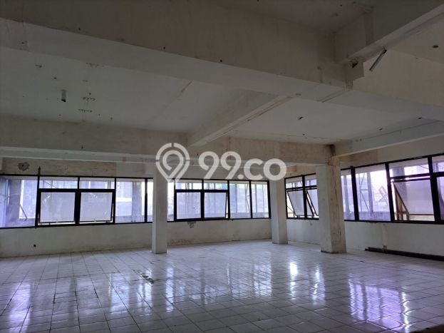 HARGA SPESIAL! Ruko Kawasan Surabaya Kota, Luas 500m2m², Jalan Utama HARGA SPESIAL! Ruko Kawasan Surabaya Kota, Luas 500m2m², Jalan Utama