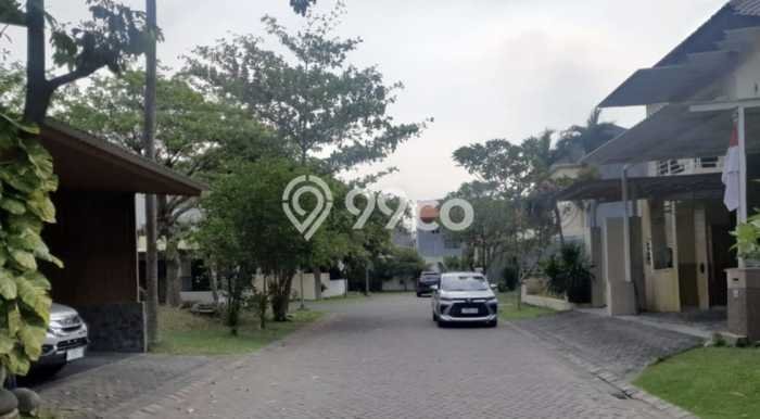 Rumah Modern 4 KT di Wisata Bukit Mas Surabaya Unfurnished Rumah Modern 4 KT di Wisata Bukit Mas Surabaya Unfurnished