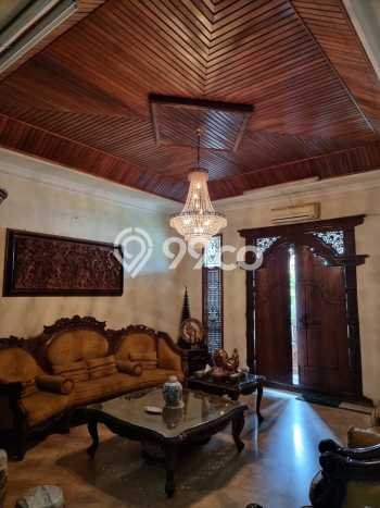 Jual Rumah Mewah Elegan Dengan View Eksklusif di Manyar, Surabaya Jual Rumah Mewah Elegan Dengan View Eksklusif di Manyar, Surabaya